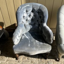 Antique Button Back Victorian