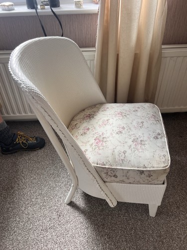 Bedroom chair nursing - chair,