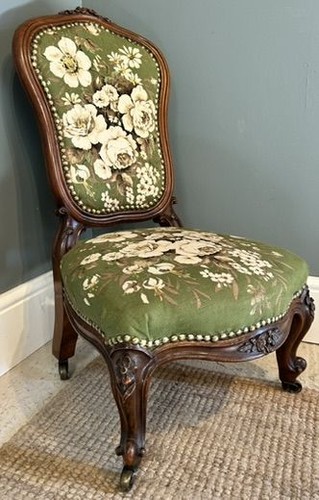 Antique bedroom nursing floral - bedroom,