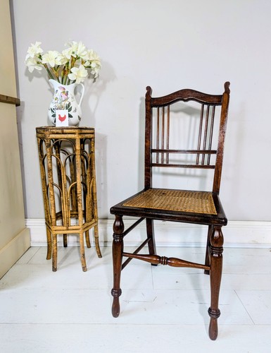 Cane chair whittle - whittle, son